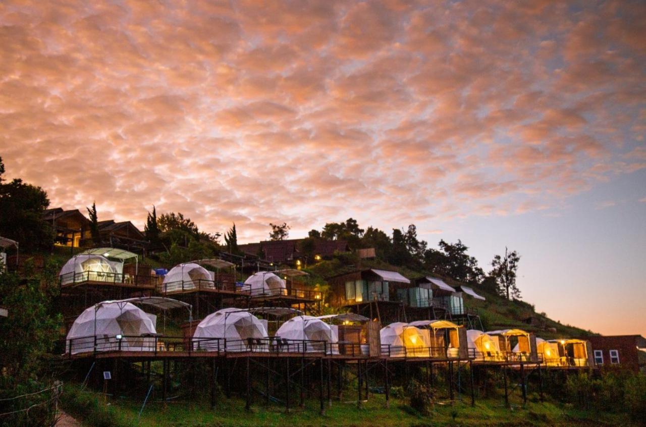 ภูวินคาเฟ่ โฮมสเตย์ Phuwin Cafe Homestay Mon Jam Экстерьер фото