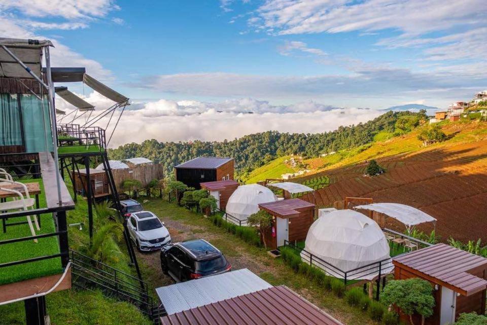 ภูวินคาเฟ่ โฮมสเตย์ Phuwin Cafe Homestay Mon Jam Экстерьер фото